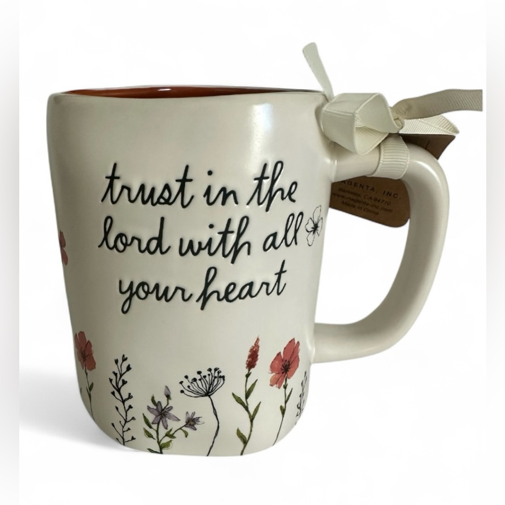 *New* Rae Dunn “Trust In The Lord With All Your Heart” Floral Mug